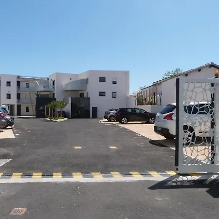 Bord De Avec Acces Plage, Piscine, Jacuzzi, 1 Chambre, Animaux Admis, Parking Inclus - Fr-1-194-253 * La Tranche-sur-Mer