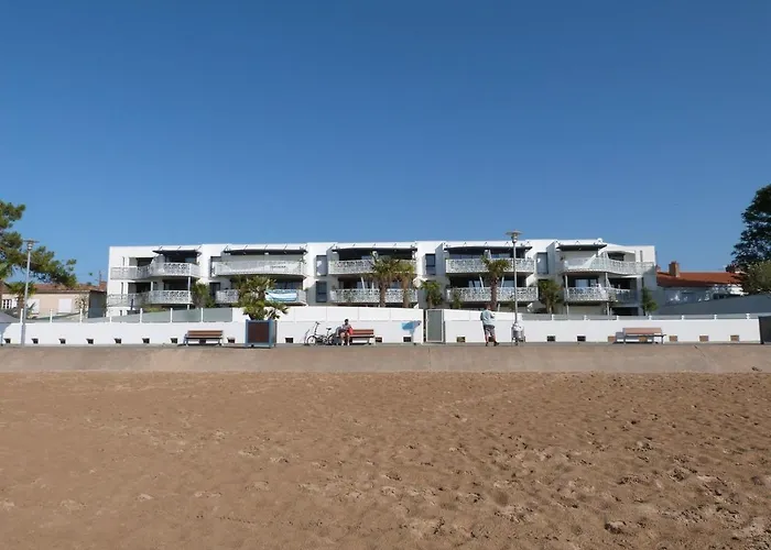 Bord De Avec Acces Plage, Piscine, Jacuzzi, 1 Chambre, Animaux Admis, Parking Inclus - Fr-1-194-253 Apartment La Tranche-sur-Mer