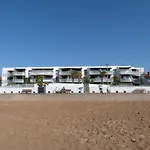 Bord De Avec Acces Plage, Piscine, Jacuzzi, 1 Chambre, Animaux Admis, Parking Inclus - Fr-1-194-253 Apartment La Tranche-sur-Mer