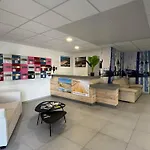 Bord De Avec Acces Plage, Piscine, Jacuzzi, 1 Chambre, Animaux Admis, Parking Inclus - Fr-1-194-253 Apartment