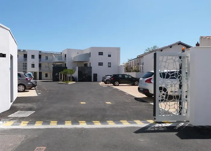 Bord De Avec Accès Plage, Piscine, Jacuzzi, 1 Chambre, Animaux Admis, Parking Inclus - Fr-1-194-253 * La Tranche-sur-Mer